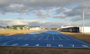 鷹巣陸上競技場